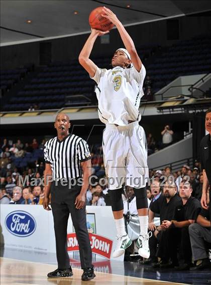 Thumbnail 2 in Etiwanda vs. Long Beach Poly (CIF SS D1AA Playoffs) photogallery.