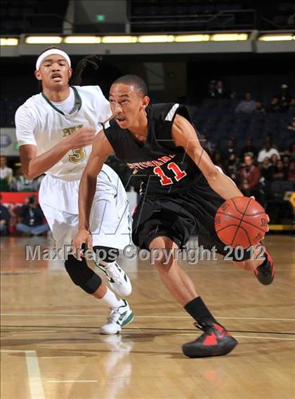 Thumbnail 2 in Etiwanda vs. Long Beach Poly (CIF SS D1AA Playoffs) photogallery.