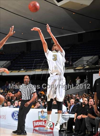 Thumbnail 1 in Etiwanda vs. Long Beach Poly (CIF SS D1AA Playoffs) photogallery.