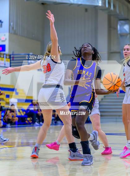 Thumbnail 2 in Dumas vs Flippin (Atlas Asphalt Holiday Classic) photogallery.