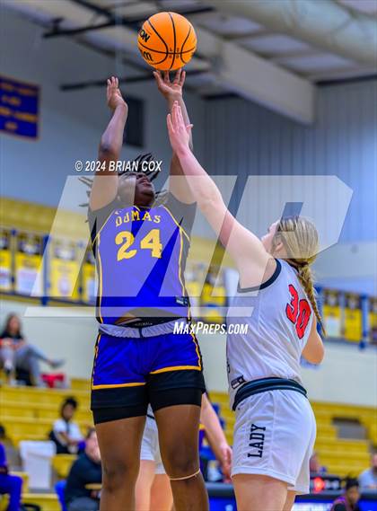 Thumbnail 3 in Dumas vs Flippin (Atlas Asphalt Holiday Classic) photogallery.