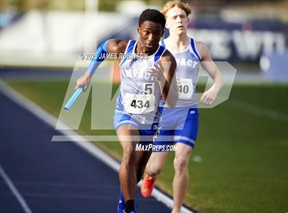 Thumbnail 3 in River City Relays (4x400m) photogallery.