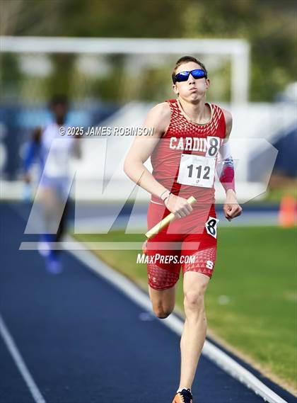 Thumbnail 3 in River City Relays (4x400m) photogallery.