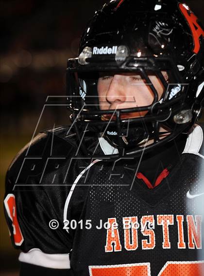 Thumbnail 3 in Austin vs. Clay-Chalkville (AHSAA 6A Semifinal) photogallery.
