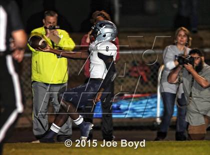 Thumbnail 1 in Austin vs. Clay-Chalkville (AHSAA 6A Semifinal) photogallery.