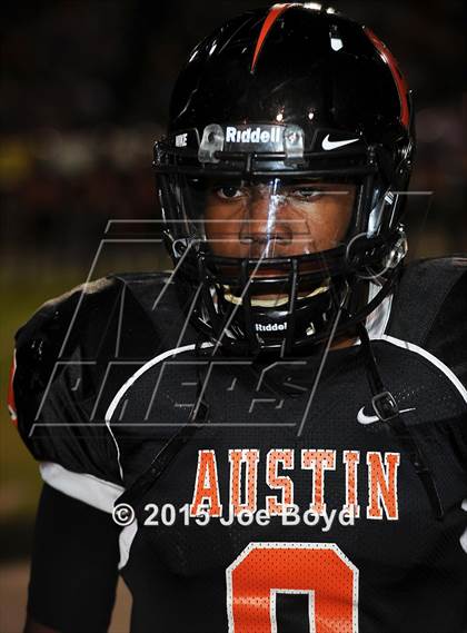 Thumbnail 1 in Austin vs. Clay-Chalkville (AHSAA 6A Semifinal) photogallery.