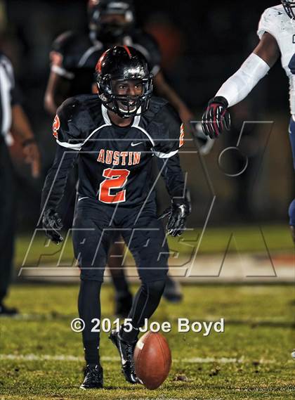 Thumbnail 2 in Austin vs. Clay-Chalkville (AHSAA 6A Semifinal) photogallery.