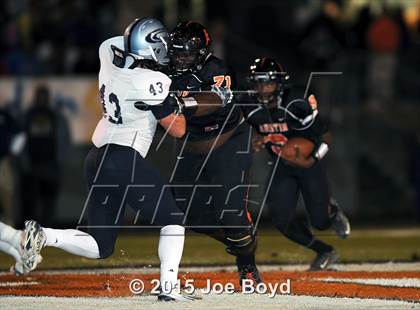 Thumbnail 1 in Austin vs. Clay-Chalkville (AHSAA 6A Semifinal) photogallery.