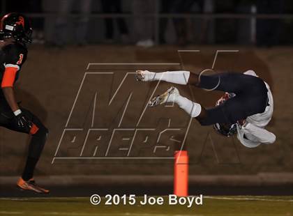 Thumbnail 3 in Austin vs. Clay-Chalkville (AHSAA 6A Semifinal) photogallery.