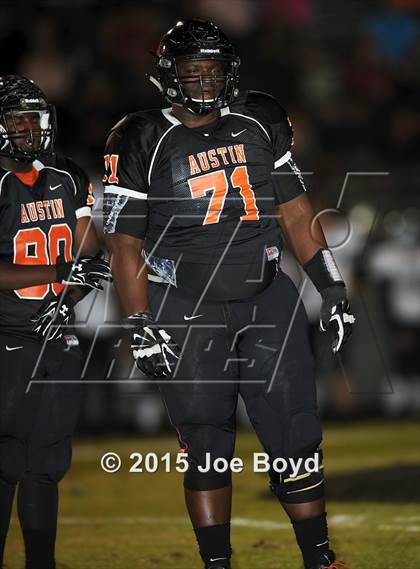 Thumbnail 1 in Austin vs. Clay-Chalkville (AHSAA 6A Semifinal) photogallery.
