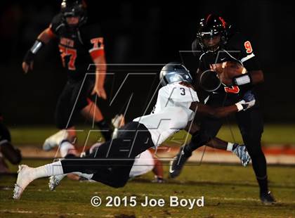 Thumbnail 2 in Austin vs. Clay-Chalkville (AHSAA 6A Semifinal) photogallery.