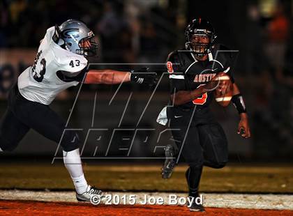 Thumbnail 3 in Austin vs. Clay-Chalkville (AHSAA 6A Semifinal) photogallery.