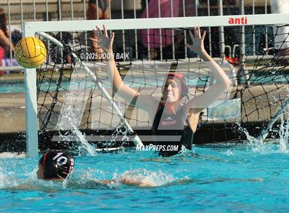 Thumbnail 3 in Washington @ Encinal (Battle of the Bay) photogallery.