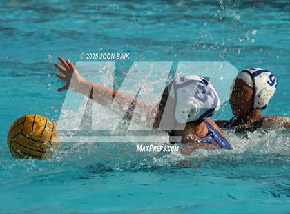 Thumbnail 1 in Washington @ Encinal (Battle of the Bay) photogallery.