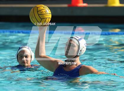 Thumbnail 1 in Washington @ Encinal (Battle of the Bay) photogallery.
