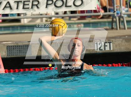 Thumbnail 1 in Washington @ Encinal (Battle of the Bay) photogallery.