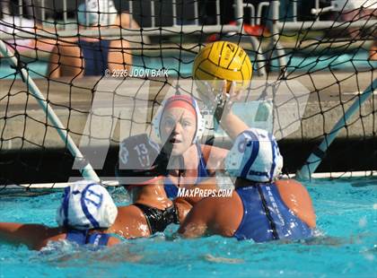 Thumbnail 1 in Washington @ Encinal (Battle of the Bay) photogallery.