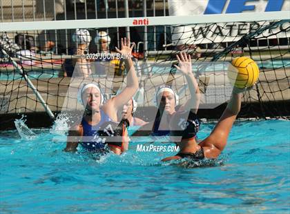 Thumbnail 1 in Washington @ Encinal (Battle of the Bay) photogallery.