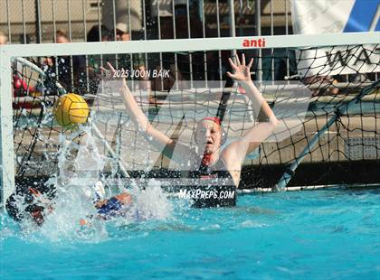 Thumbnail 1 in Washington @ Encinal (Battle of the Bay) photogallery.