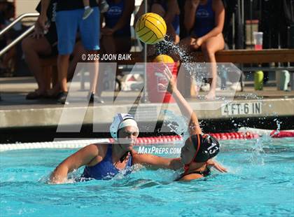 Thumbnail 1 in Washington @ Encinal (Battle of the Bay) photogallery.