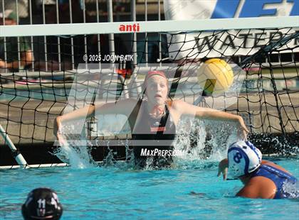 Thumbnail 1 in Washington @ Encinal (Battle of the Bay) photogallery.