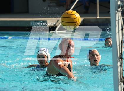 Thumbnail 1 in Washington @ Encinal (Battle of the Bay) photogallery.