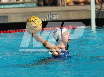 Thumbnail 1 in Washington @ Encinal (Battle of the Bay) photogallery.