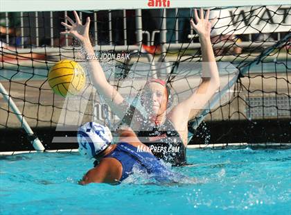 Thumbnail 1 in Washington @ Encinal (Battle of the Bay) photogallery.