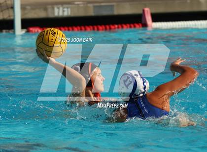 Thumbnail 1 in Washington @ Encinal (Battle of the Bay) photogallery.