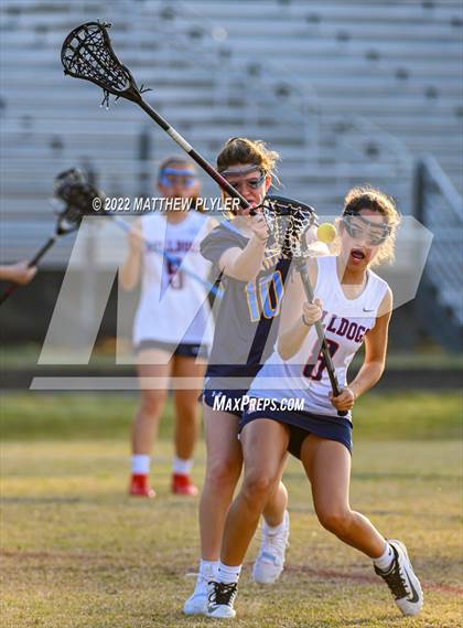 Thumbnail 2 in Willow Spring @ Terry Sanford photogallery.