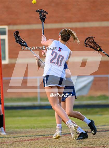 Thumbnail 3 in Willow Spring @ Terry Sanford photogallery.