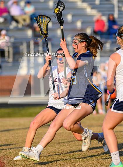 Thumbnail 3 in Willow Spring @ Terry Sanford photogallery.