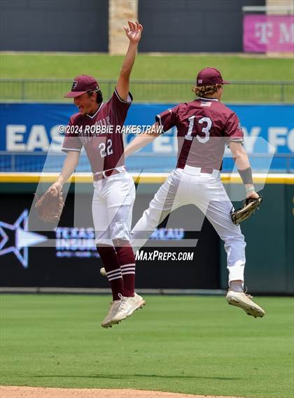Thumbnail 3 in Fayetteville vs. Abbott (UIL 1A Baseball Semifinal) photogallery.