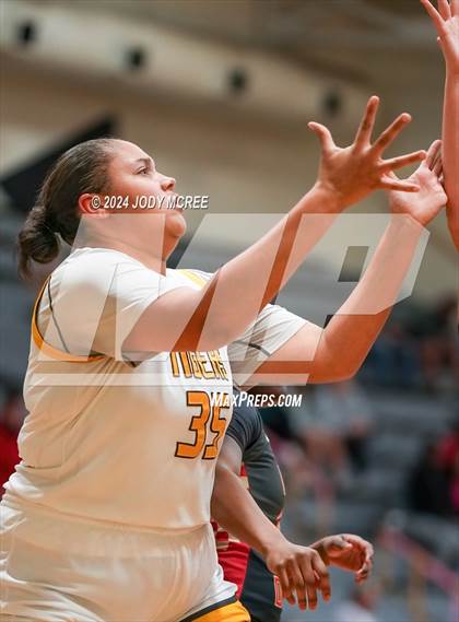 Thumbnail 1 in Lafayette @ Hernando photogallery.