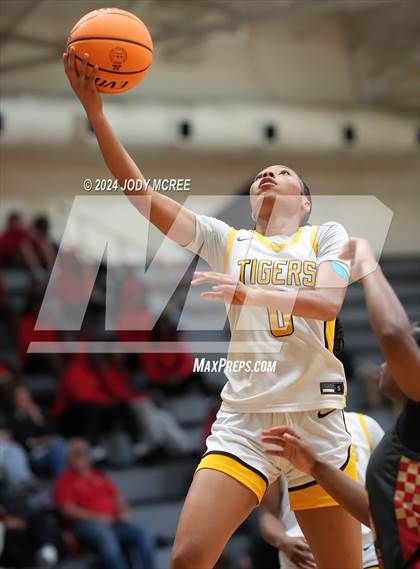 Thumbnail 2 in Lafayette @ Hernando photogallery.