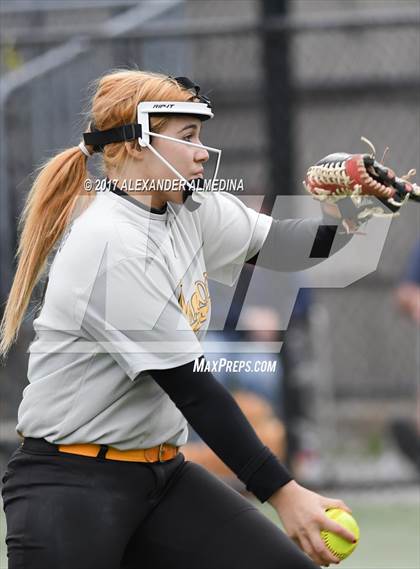 Thumbnail 3 in McKee Vo-Tech/Staten Island Tech @ Telecommunications Arts Tech (PSAL Divison A Playoff) photogallery.