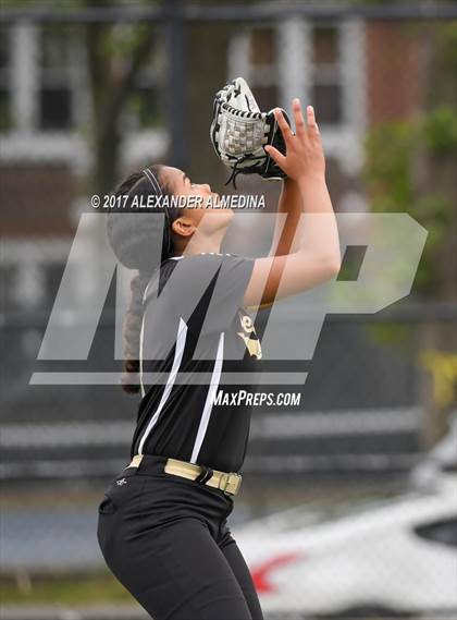 Thumbnail 3 in McKee Vo-Tech/Staten Island Tech @ Telecommunications Arts Tech (PSAL Divison A Playoff) photogallery.