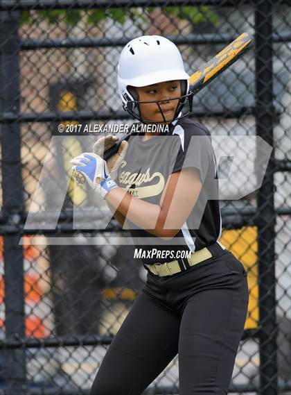 Thumbnail 2 in McKee Vo-Tech/Staten Island Tech @ Telecommunications Arts Tech (PSAL Divison A Playoff) photogallery.