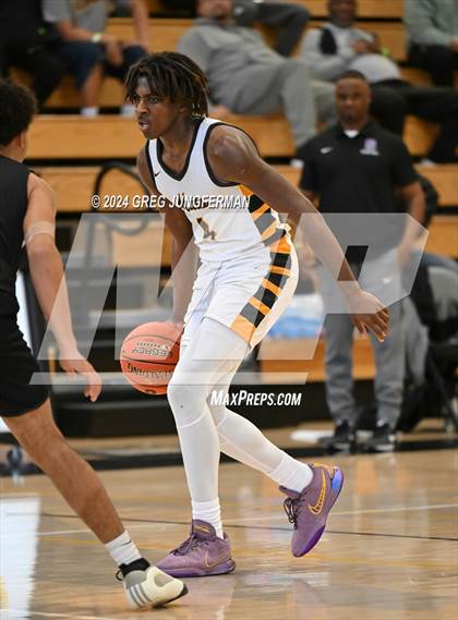 Thumbnail 2 in Sacramento vs. Granada (Bishop O'Dowd Thanksgiving Showcase) photogallery.