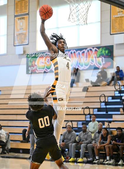 Thumbnail 1 in Sacramento vs. Granada (Bishop O'Dowd Thanksgiving Showcase) photogallery.