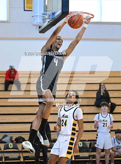 Thumbnail 1 in Sacramento vs. Granada (Bishop O'Dowd Thanksgiving Showcase) photogallery.