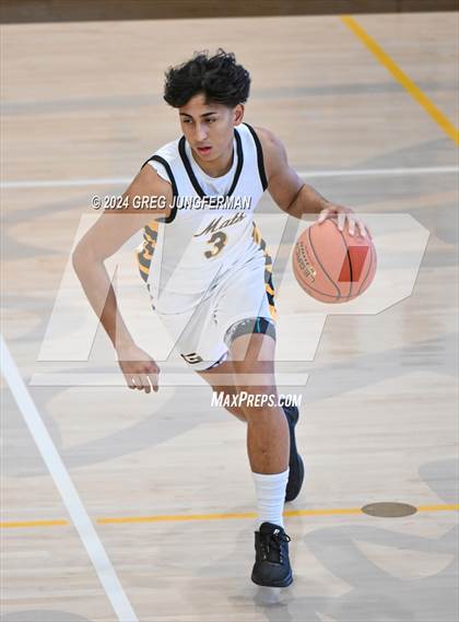 Thumbnail 2 in Sacramento vs. Granada (Bishop O'Dowd Thanksgiving Showcase) photogallery.