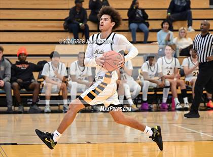 Thumbnail 1 in Sacramento vs. Granada (Bishop O'Dowd Thanksgiving Showcase) photogallery.
