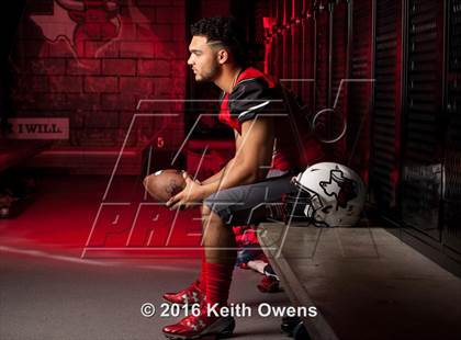 Thumbnail 3 in Cedar Hill (2016 Preseason Top 25 Early Contenders Photo Shoot)  photogallery.