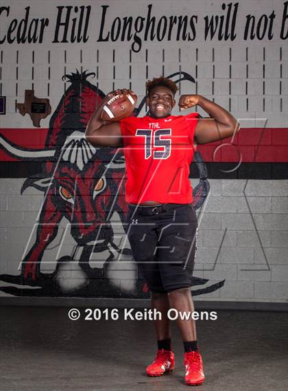 Thumbnail 1 in Cedar Hill (2016 Preseason Top 25 Early Contenders Photo Shoot)  photogallery.