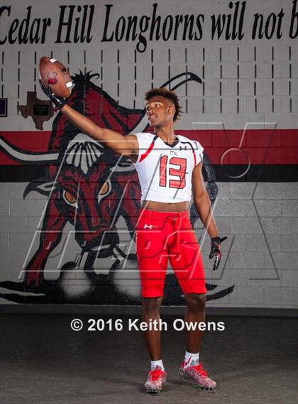 Thumbnail 2 in Cedar Hill (2016 Preseason Top 25 Early Contenders Photo Shoot)  photogallery.