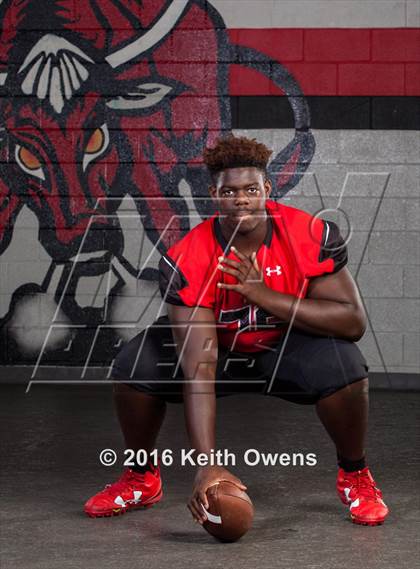Thumbnail 2 in Cedar Hill (2016 Preseason Top 25 Early Contenders Photo Shoot)  photogallery.
