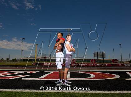 Thumbnail 1 in Cedar Hill (2016 Preseason Top 25 Early Contenders Photo Shoot)  photogallery.