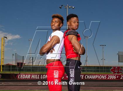 Thumbnail 1 in Cedar Hill (2016 Preseason Top 25 Early Contenders Photo Shoot)  photogallery.