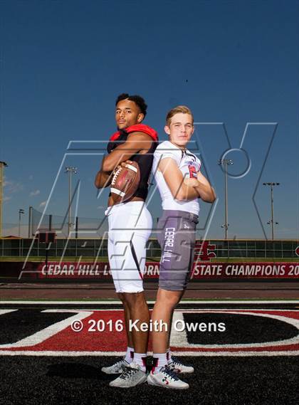 Thumbnail 2 in Cedar Hill (2016 Preseason Top 25 Early Contenders Photo Shoot)  photogallery.